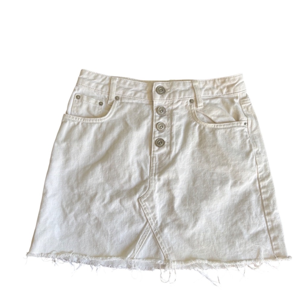 BDG Urban Outfitters White Denim Mini Skirt Button Fly Raw Hem‎ Womens Size S